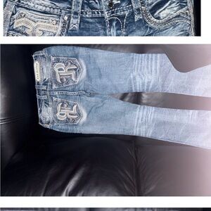 Rock Revival Mid-Rise Blue Jeans with Embroidery
